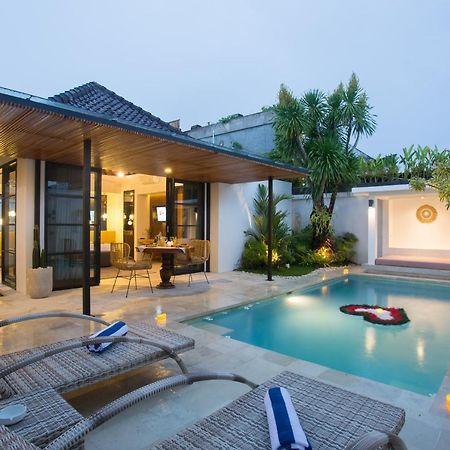 The Kon'S Villa Bali Seminyak מראה חיצוני תמונה