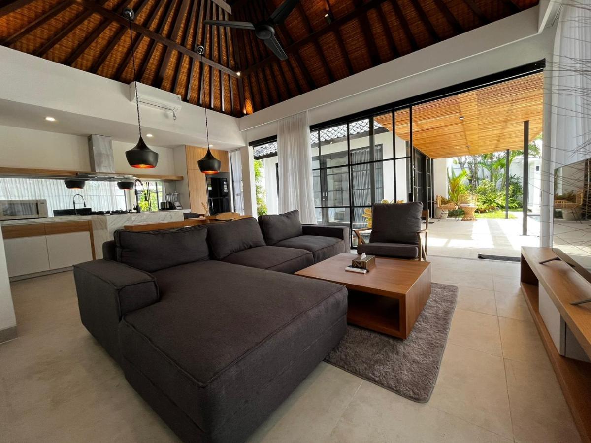 The Kon'S Villa Bali Seminyak מראה חיצוני תמונה